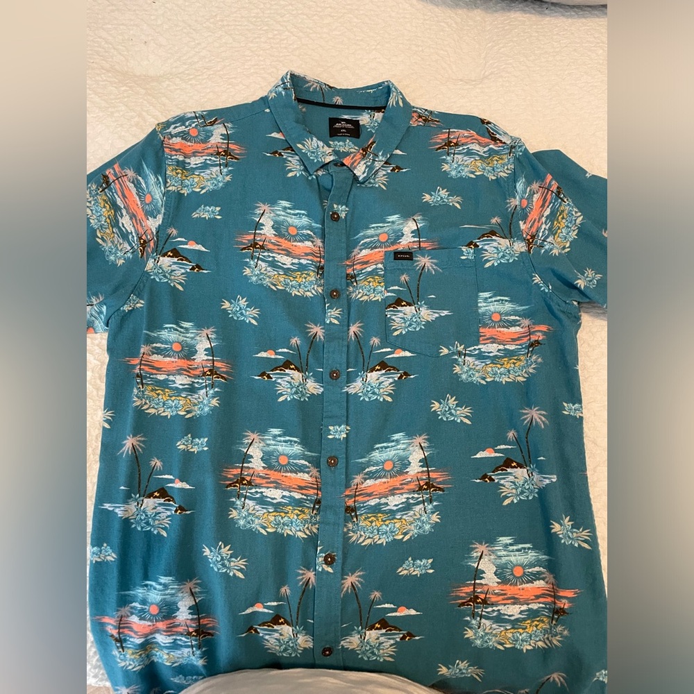 Rip Curl Hawaiian Print Short Sleeve Button Down … - image 1